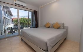 พูลสวัส เรสซิเดนซ์